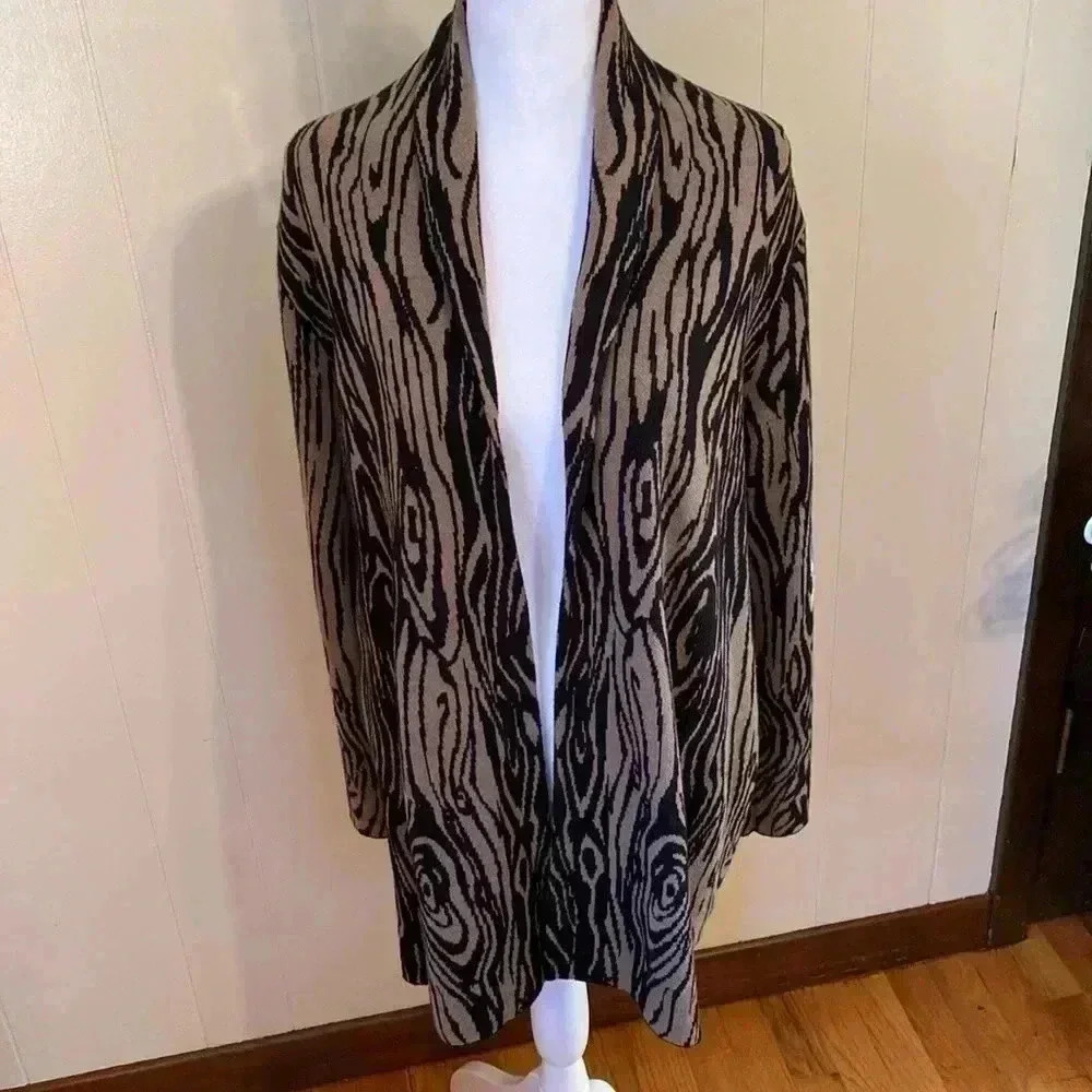 Chico’s Gray & Black Open Front Cardigan, Size 1 (Medium or 8).